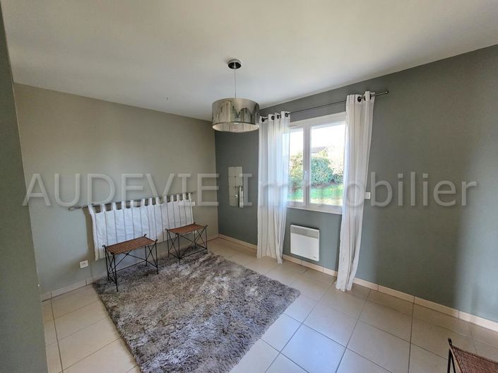 Image No.12-4 Bed House for sale