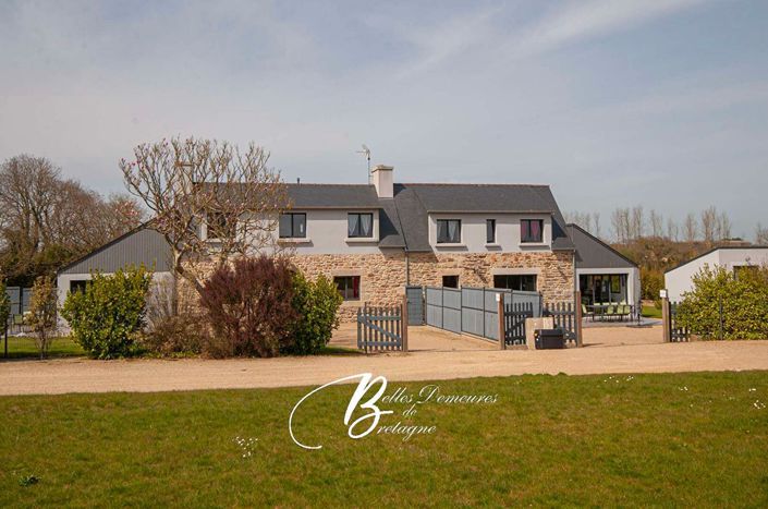 Image No.1-9 Bed House for sale