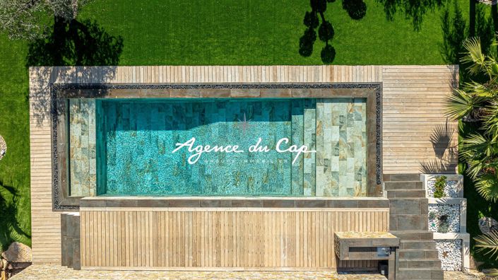 Image No.3-5 Bed Property for sale