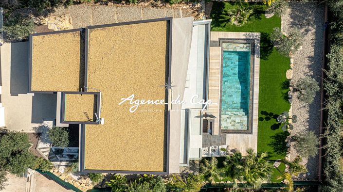 Image No.4-5 Bed Property for sale