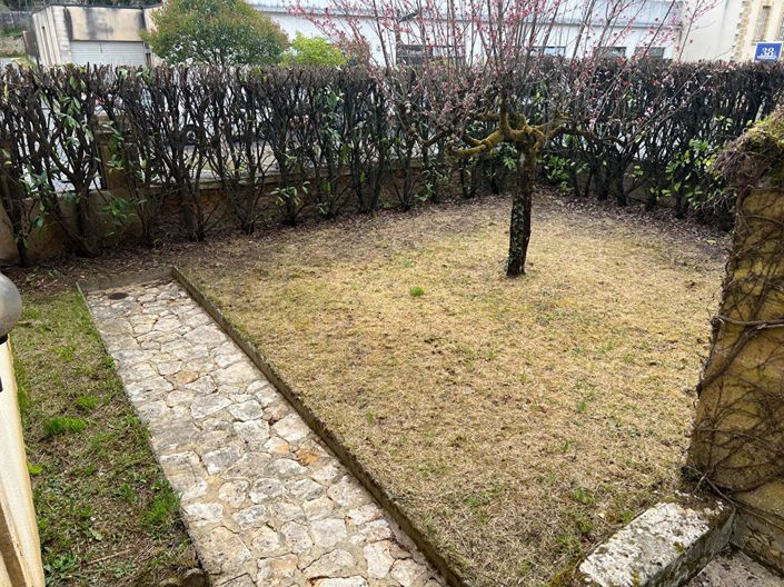 Image No.6-5 Bed House for sale