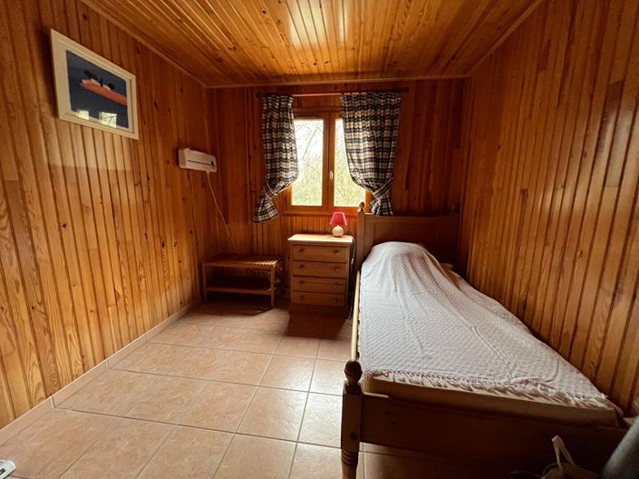 Image No.15-3 Bed House for sale