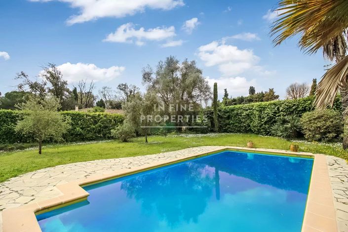 Image No.1-3 Bed House for sale