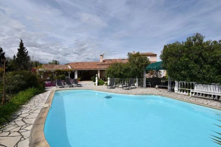 Image No.1-3 Bed House for sale