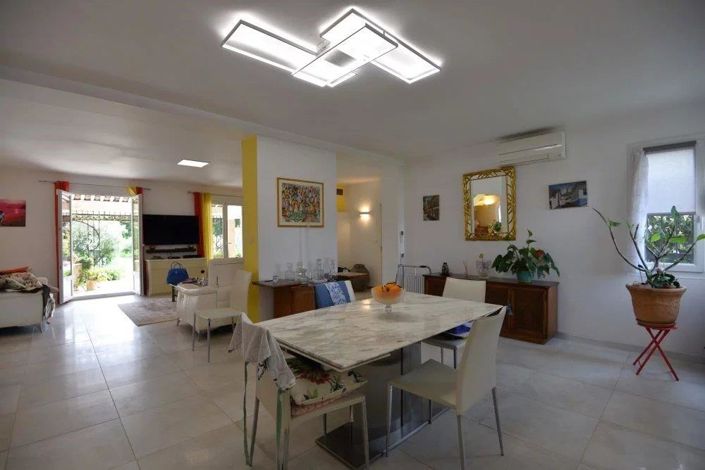 Image No.4-3 Bed House for sale