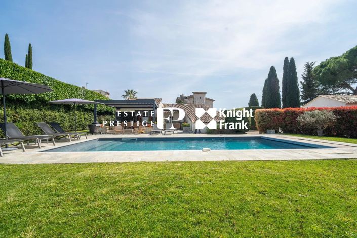 Image No.1-7 Bed House for sale