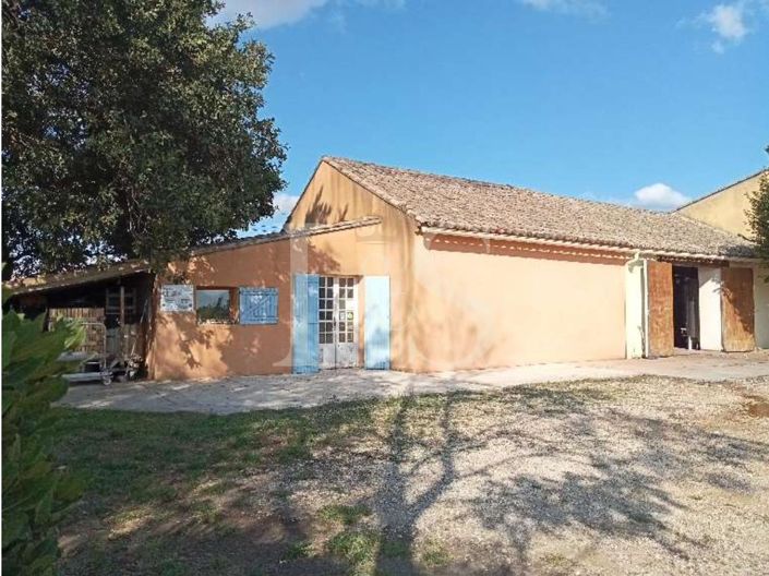 Image No.2-4 Bed House for sale