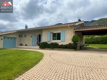 1 - Aussillon, House