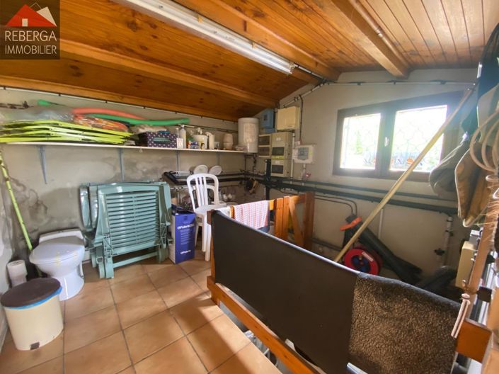 Image No.19-2 Bed House for sale