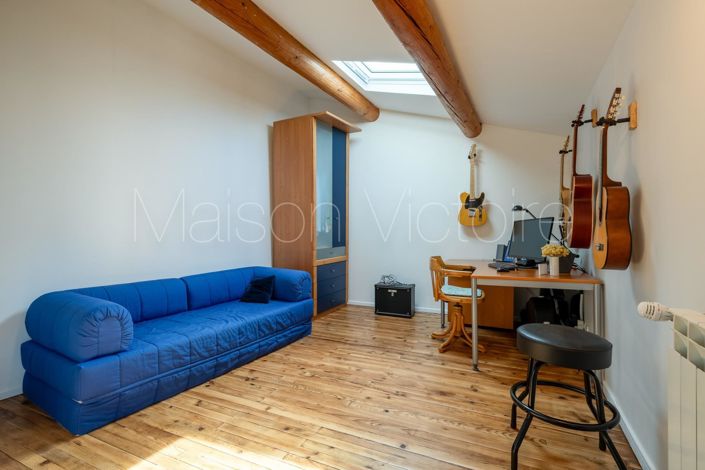 Image No.19-4 Bed House for sale