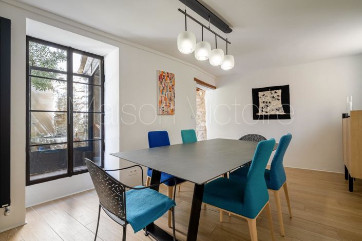 Image No.2-4 Bed House for sale