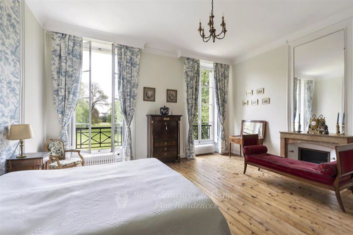 Image No.11-11 Bed House for sale