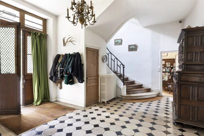 Image No.4-11 Bed House for sale