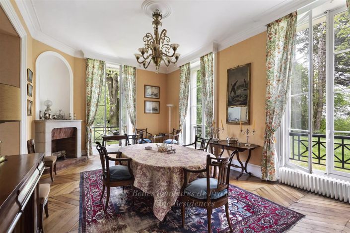 Image No.5-11 Bed House for sale