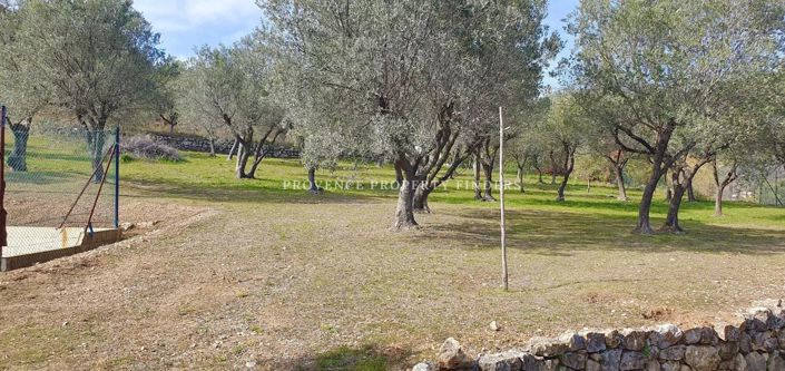 Image No.30-5 Bed House for sale