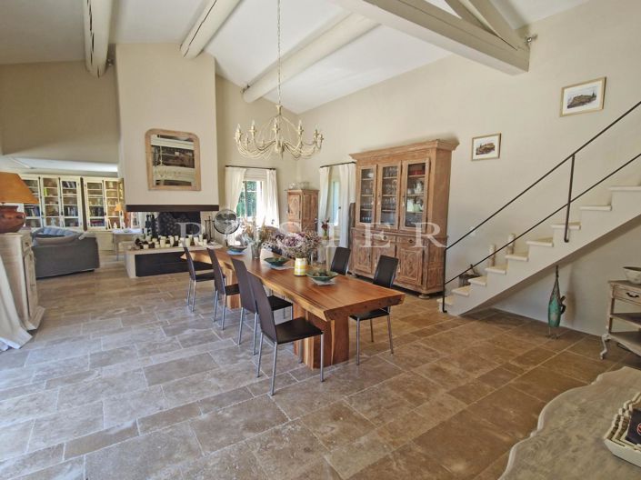 Image No.4-5 Bed House for sale