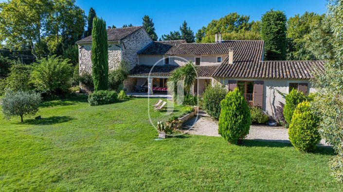 Image No.15-8 Bed House for sale