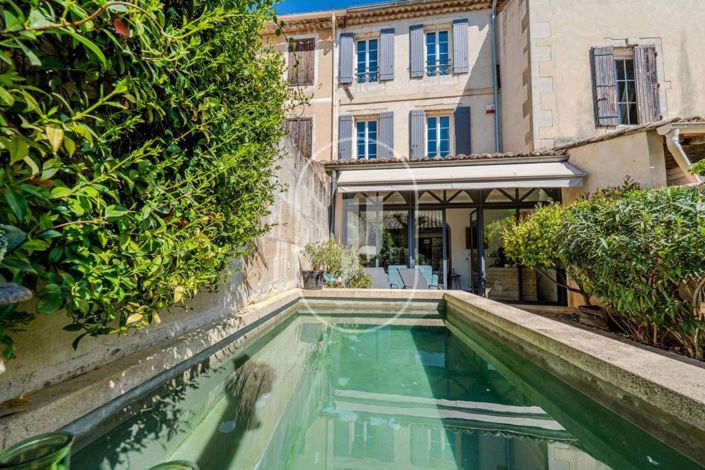 Image No.1-4 Bed House for sale