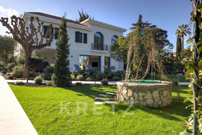 Image No.1-Propriété de 6 chambres à vendre à Antibes
