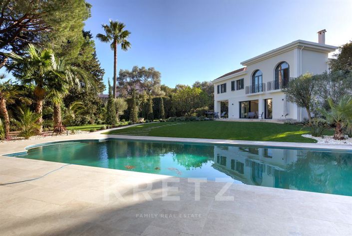 Image No.18-6 Bed House for sale