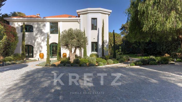 Image No.5-6 Bed House for sale