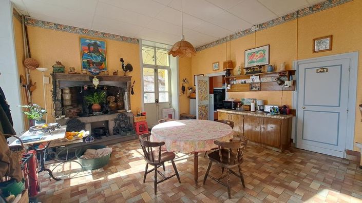 Image No.13-9 Bed House for sale