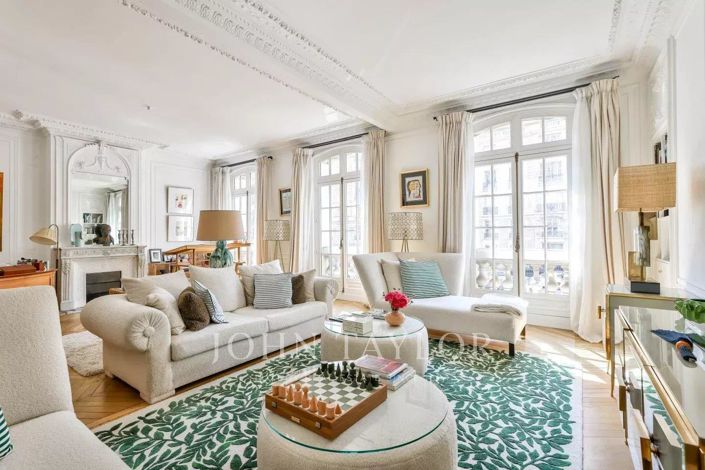 Image No.2-4 Bed Apartment for sale