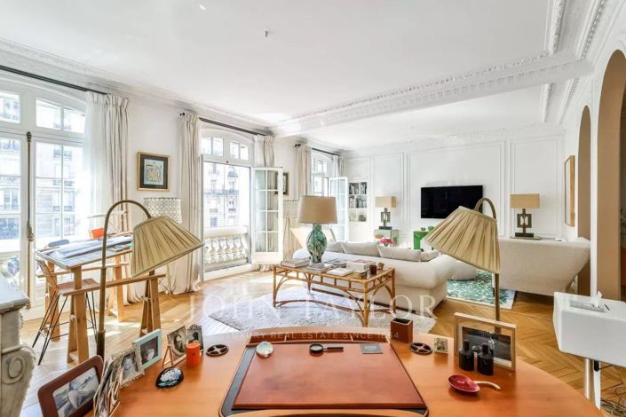 Image No.4-4 Bed Apartment for sale