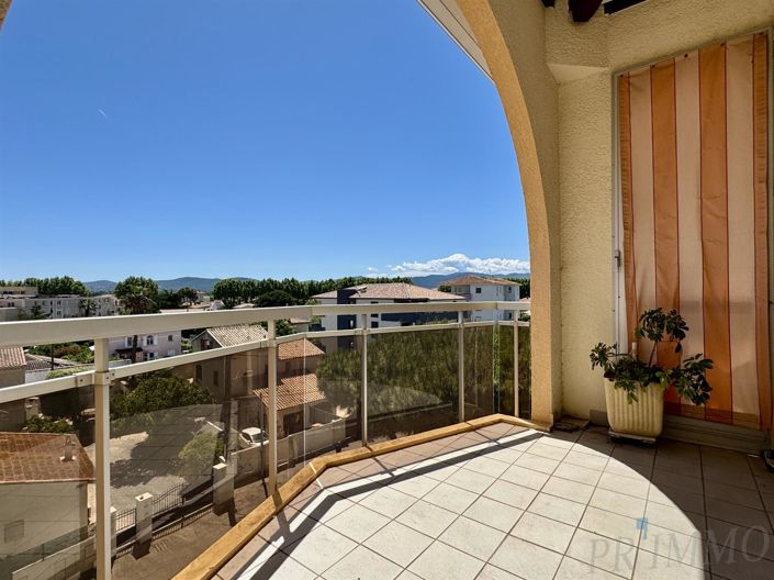 Image No.1-4 Bed Apartment for sale