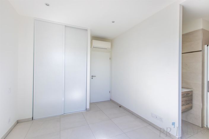 Image No.15-5 Bed House for sale