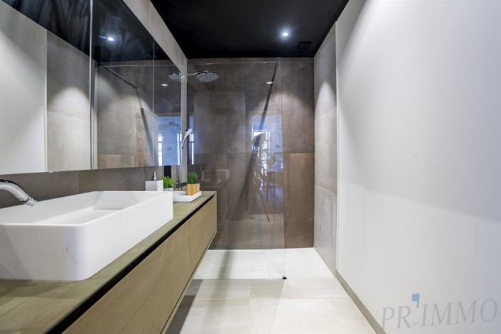 Image No.12-3 Bed Apartment for sale