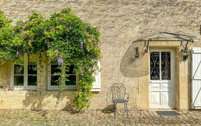 Image No.1-5 Bed House for sale
