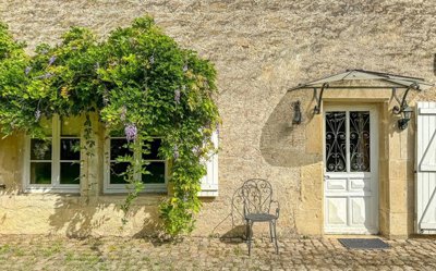 1 - Franche-Comté, House