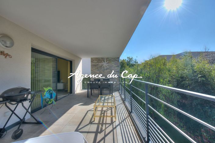 Image No.1-3 Bed Apartment for sale