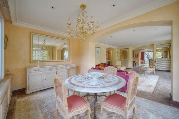 Image No.11-6 Bed House for sale