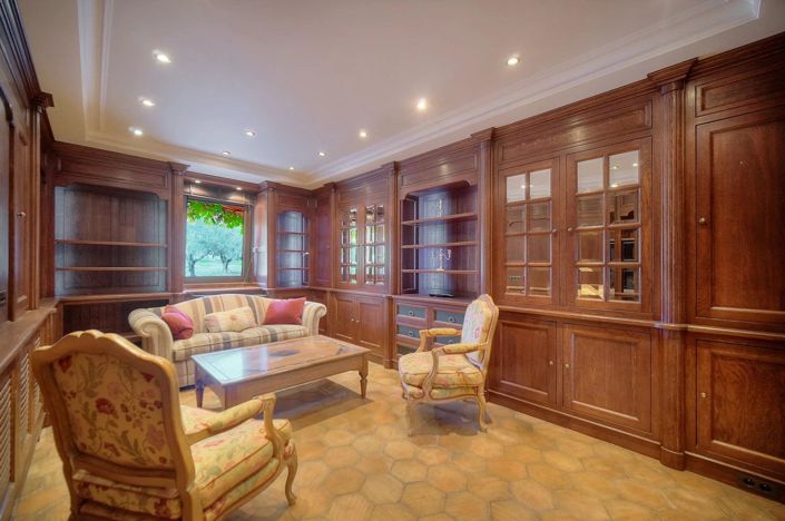 Image No.13-6 Bed House for sale