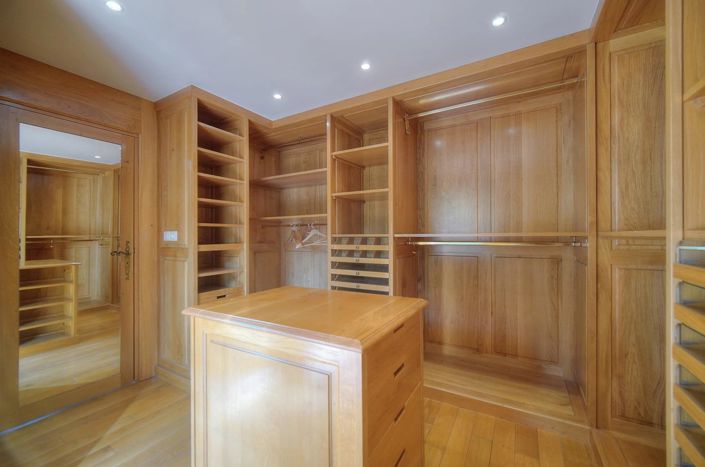 Image No.15-6 Bed House for sale