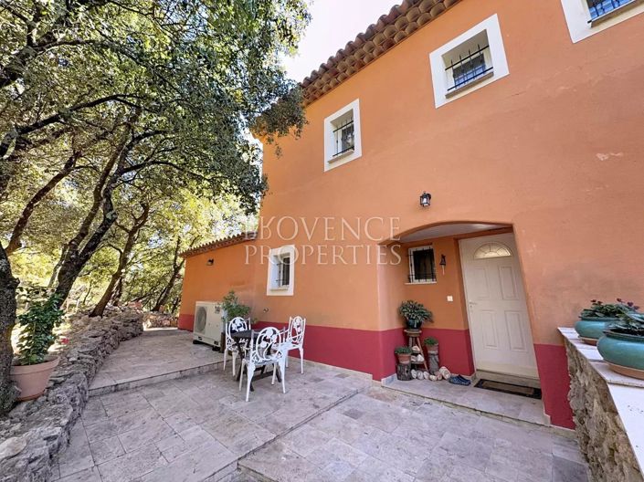 Image No.9-4 Bed House for sale