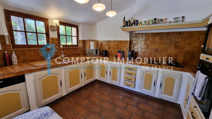 Image No.12-3 Bed House for sale