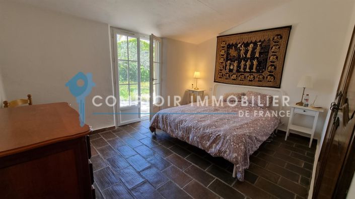 Image No.13-3 Bed House for sale