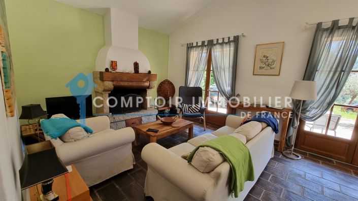 Image No.9-3 Bed House for sale