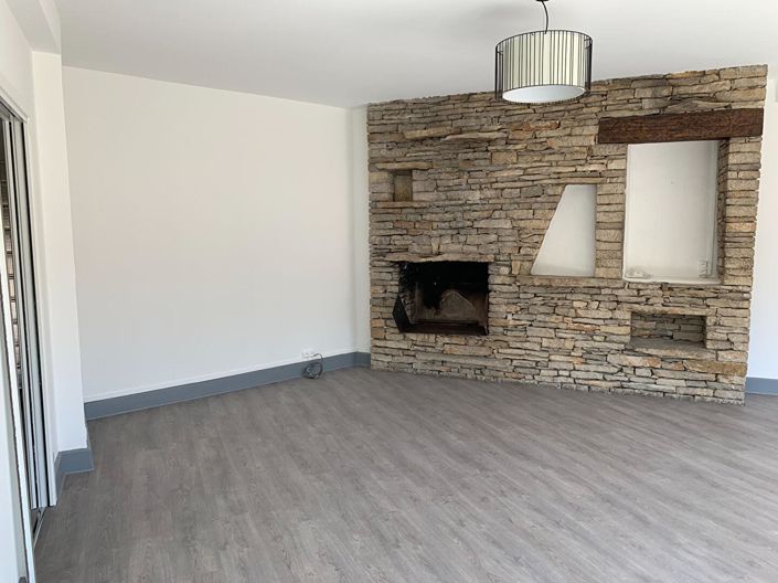 Image No.1-4 Bed Apartment for sale