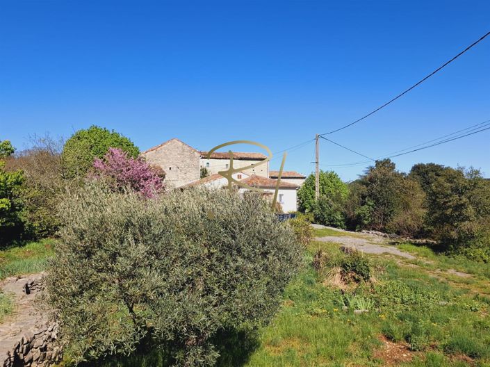 Image No.8-4 Bed House for sale