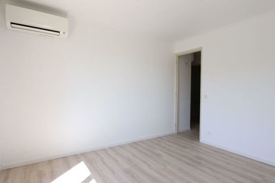 a7y937fdniik88j511