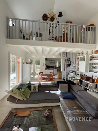 Image No.24-3 Bed House for sale