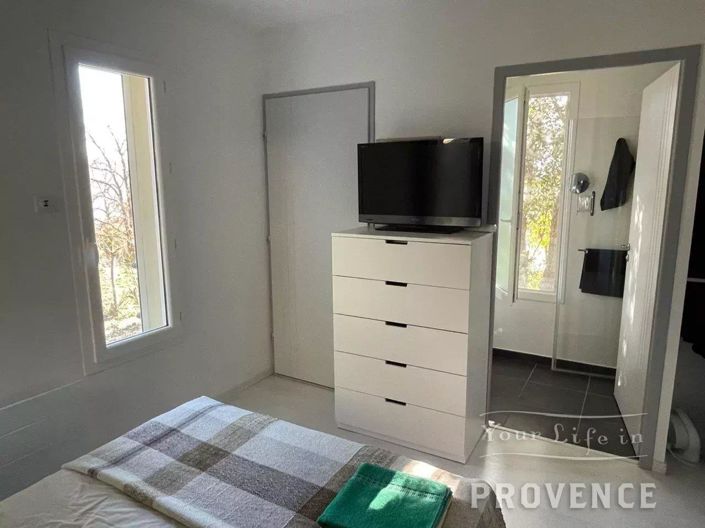 Image No.9-3 Bed House for sale