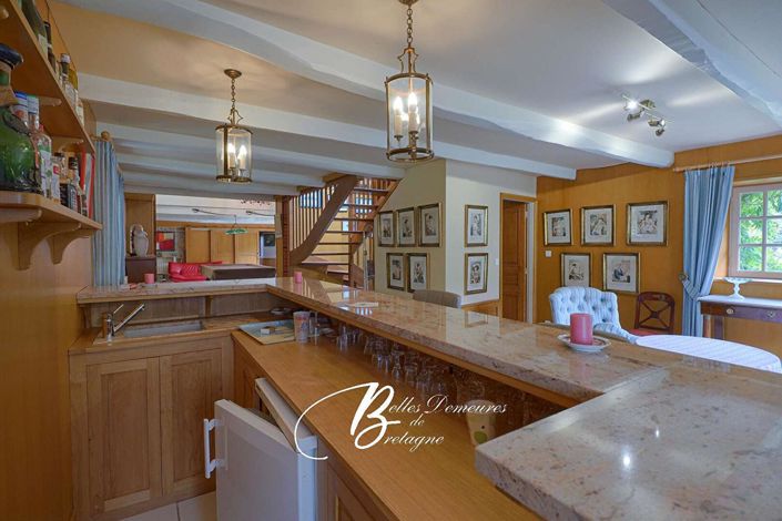 Image No.7-6 Bed House for sale