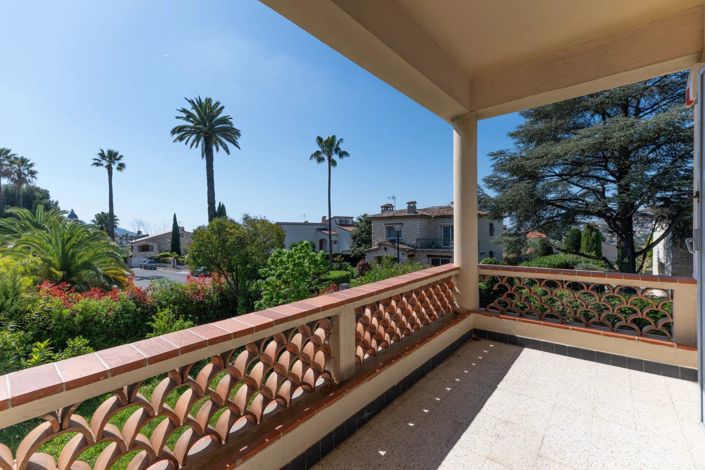 Image No.1-4 Bed Apartment for sale