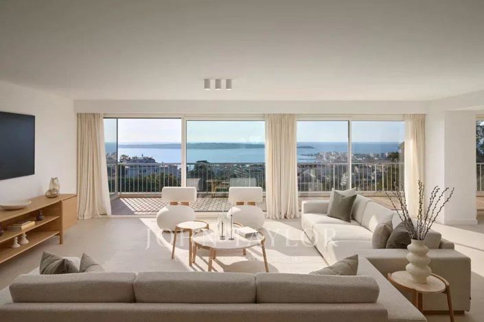 Image No.1-4 Bed Apartment for sale
