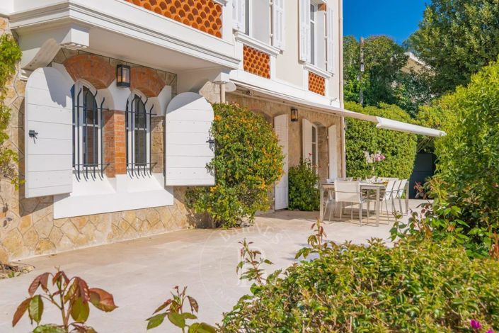 Image No.27-5 Bed House for sale